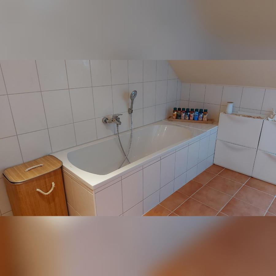 Ferienwohnung -Auszeit-Sayn Bendorf Dış mekan fotoğraf