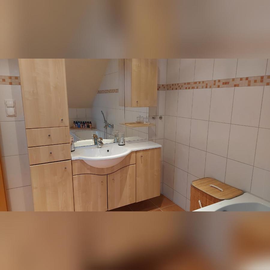 Ferienwohnung -Auszeit-Sayn Bendorf Dış mekan fotoğraf